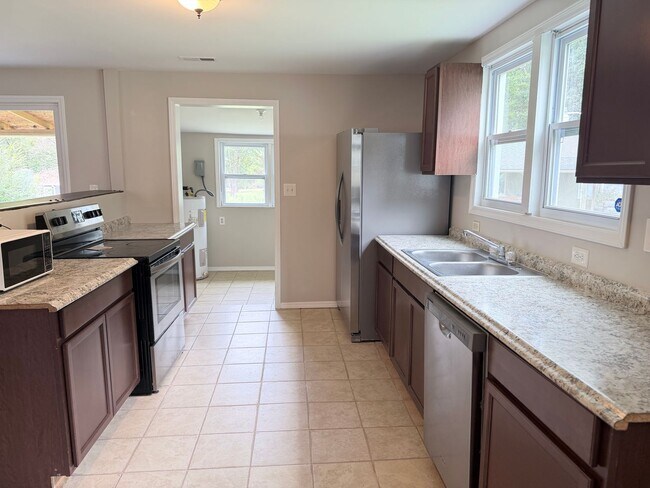 Building Photo - 2763 Penny Park Dr