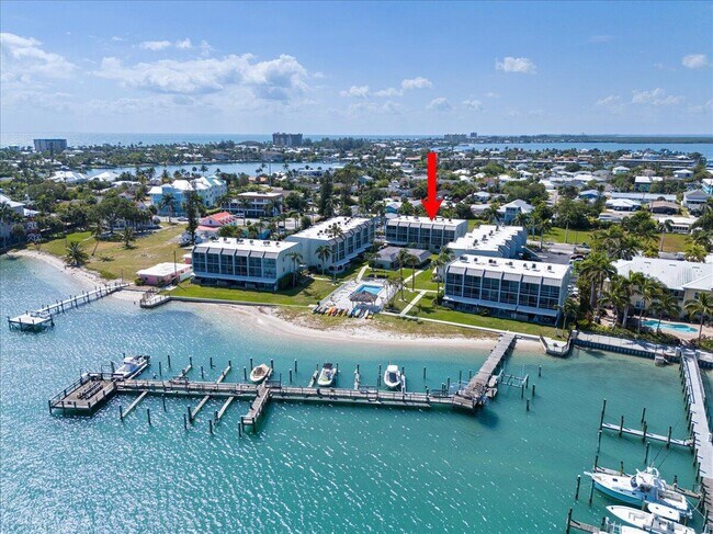 Building Photo - 1300 Seaway Dr