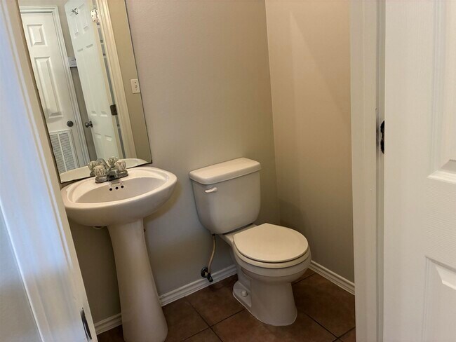 Building Photo - 5402 Marcella Ave