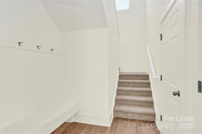 Building Photo - 207 Aspire Cir