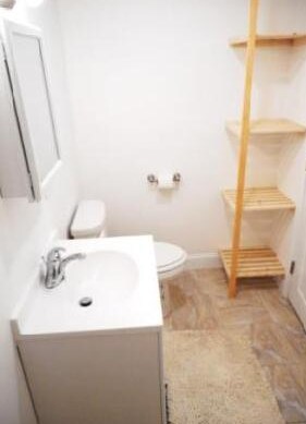 Building Photo - 157 Hamilton St