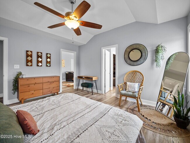 Building Photo - 309 Forbes Ln
