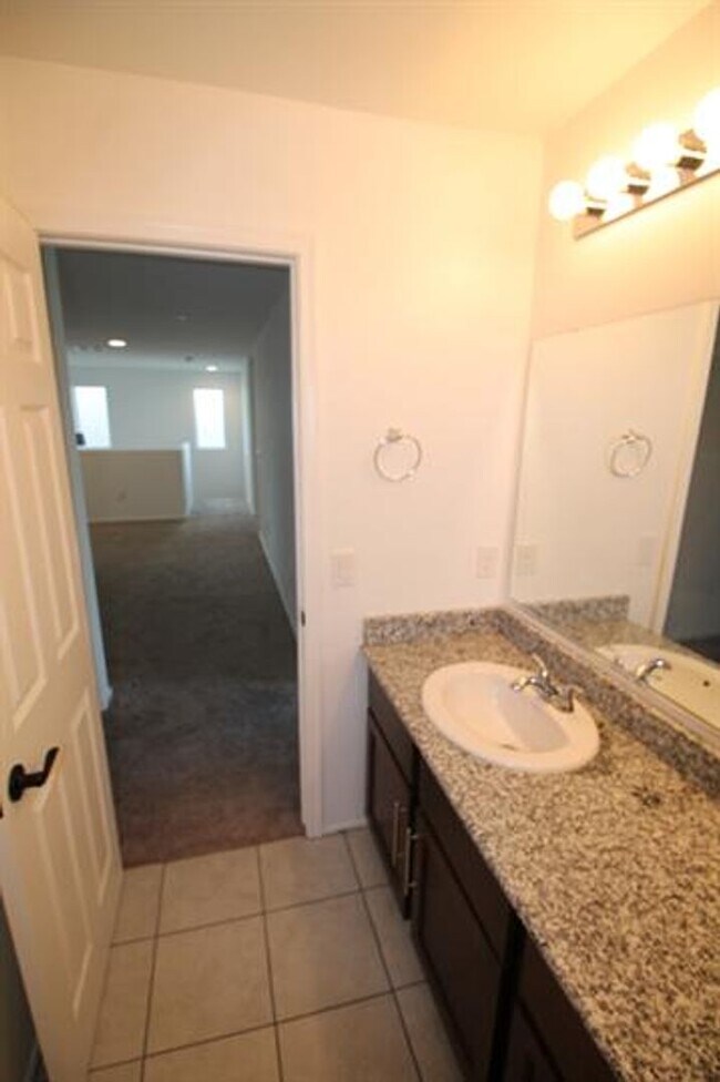 Building Photo - STUNNING 4-Bedroom + Den Home in Gladden Farms!!!!! SOLAR PANELS!!!