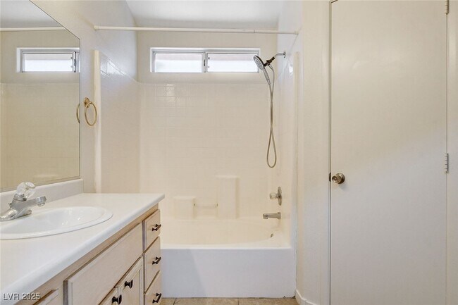 Building Photo - 7533 Wandering St