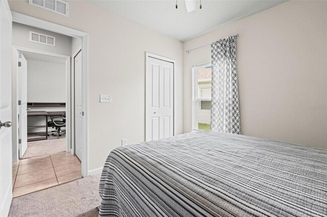 Building Photo - 10966 High Noon Trl