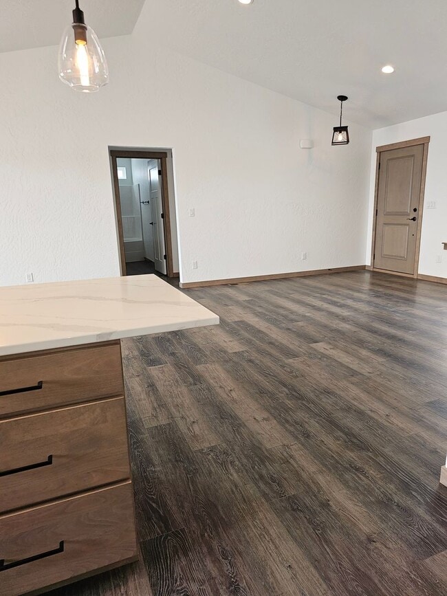 Building Photo - Brand New Beautiful 4 bedroom Home in Rathdrum!