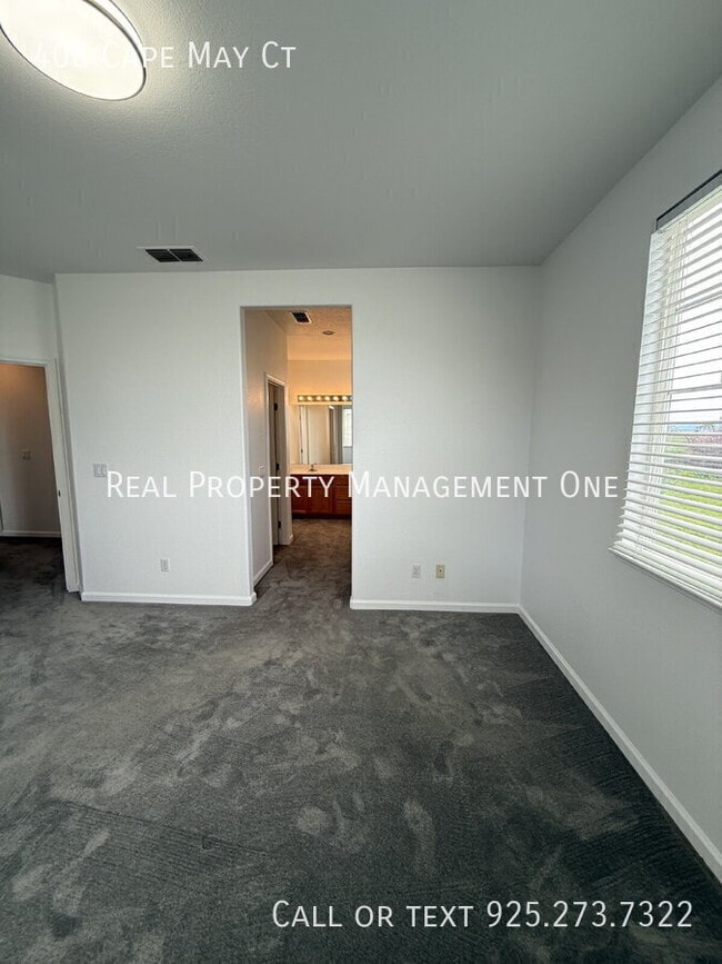 Building Photo - 406 Cape May Ct