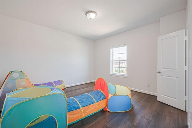 Building Photo - 2642 Pecan Creek Ln