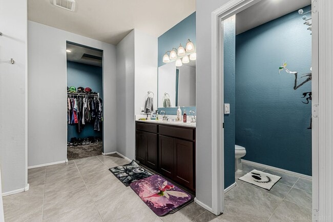 Building Photo - 5 Bedroom home in Maricopa