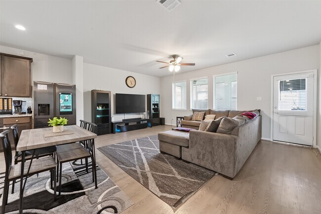 Building Photo - 3018 Gabriel Michael Ct