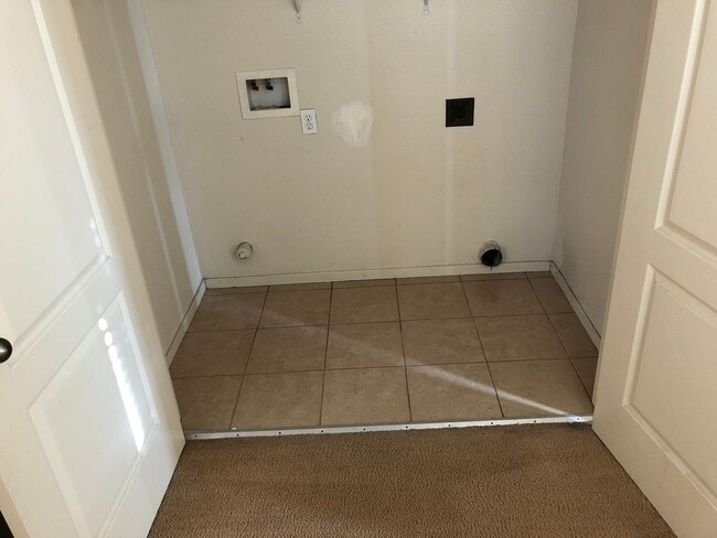 Building Photo - Three Bedroom Two Bathroom Two-Story Home for Rent