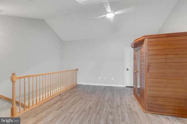 Building Photo - 1507 N Colonial Terrace