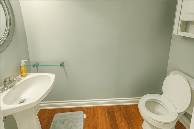 Building Photo - 3075 Greenwich Ct
