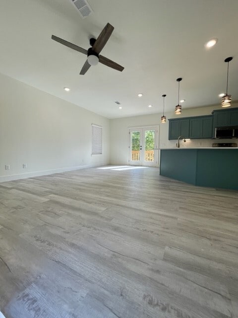 Building Photo - 1 Inchcape Ln