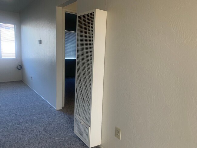 Building Photo - 2832 Sweet Way