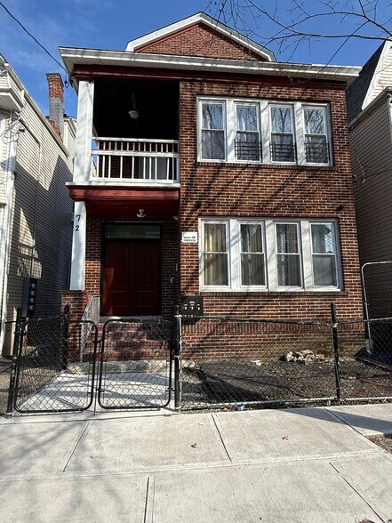 Building Photo - 72 Seymour Ave