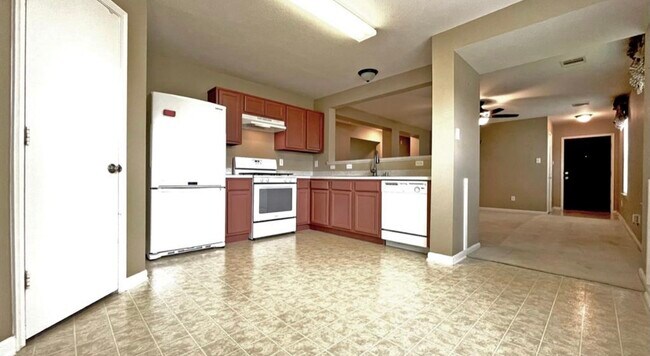Building Photo - 20758 Cypress Crescent Ln