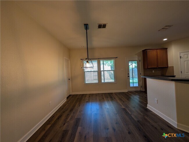 Building Photo - 349 Placid Meadow