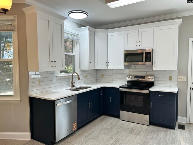 Building Photo - 305 Dean Hall Ln