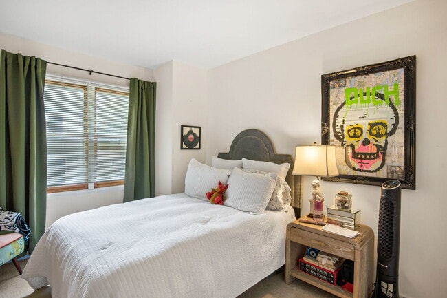 Building Photo - 103 N Bennett St