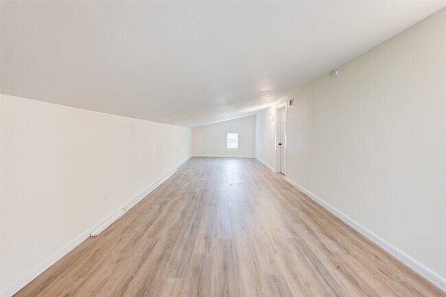 Building Photo - 630 Martin Luther King Rd