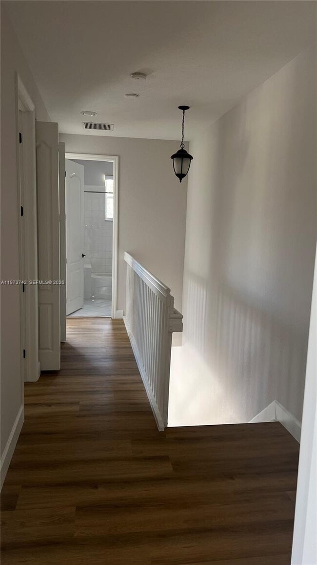 Building Photo - 604 SW 147th Ave