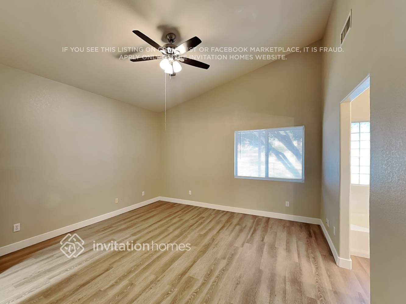 Building Photo - 710 S Catalina St