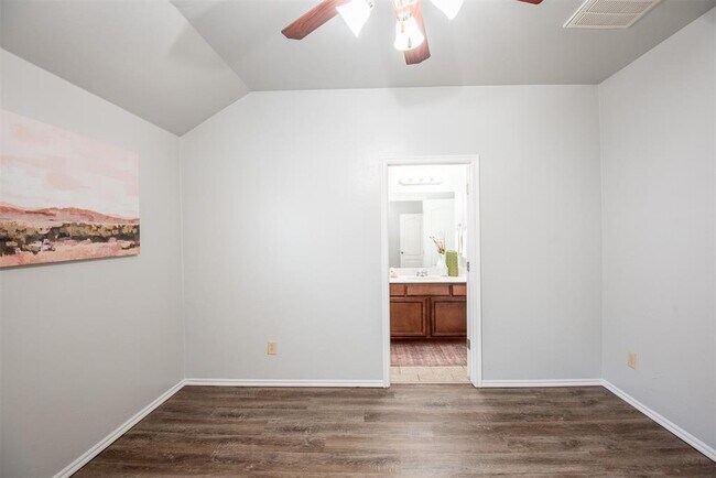 Building Photo - 8109 Frye Ln