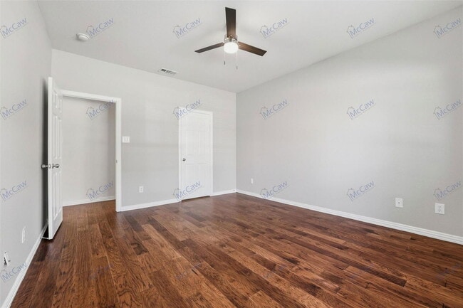 Building Photo - 575 S Virginia Hills Dr