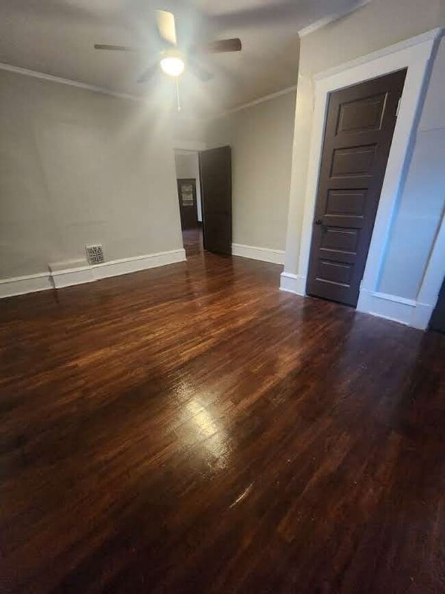 Building Photo - 1319-21 W. 111