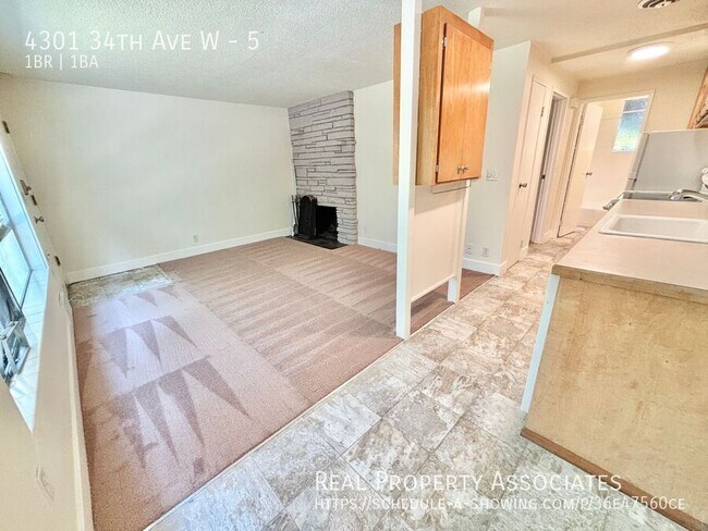 Building Photo - 4301 34th Ave W