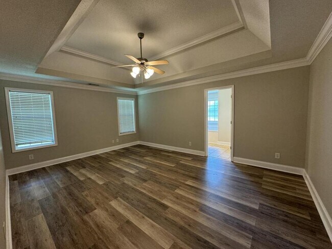 Building Photo - 204 Mahan Dr