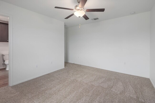 Building Photo - 7212 Sparkling Light Dr