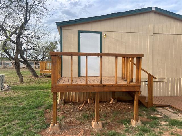 Building Photo - 3370 Surfside Dr