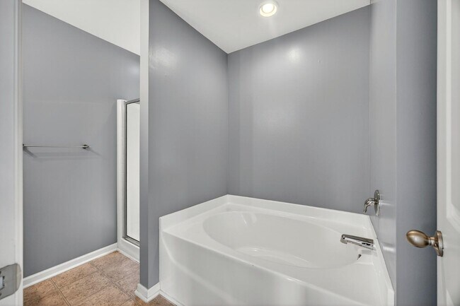 Building Photo - 1458 Roustabout Way