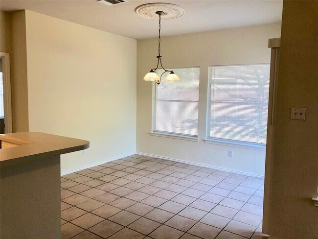 Building Photo - 1107 Bohica Way