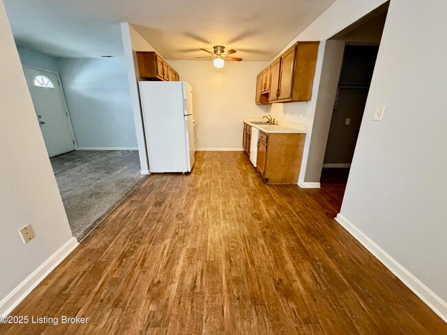 Building Photo - 3003 Jason Dr