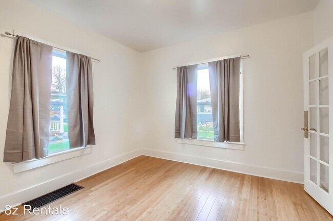 Building Photo - 3 br, 1 bath House - 3935 S Bannock St