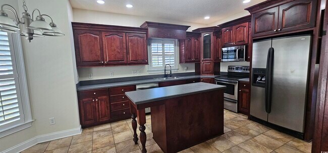 Building Photo - 1585 Brookgreen Dr