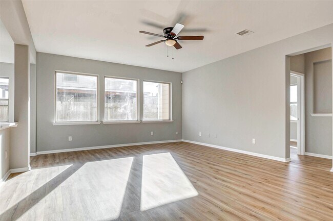 Building Photo - 15010 Golden Summer Ct