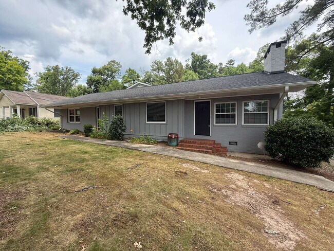 Building Photo - 3BR/2BA Durham Duplex | Utilities Included | Move-In Special: $500 Deposit | Near Duke