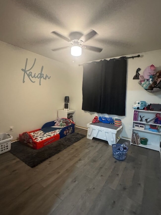 Building Photo - Updated Clearwood Home with AC & RV Parking!