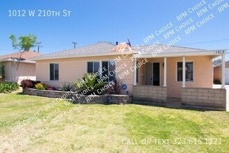 Building Photo - 1012 W 210th St