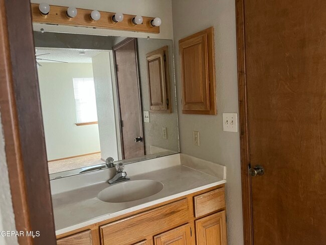 Building Photo - 2601 Jefferson Ave