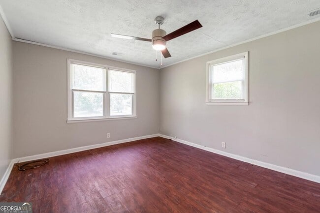 Building Photo - 6414 Shadow Rock Dr