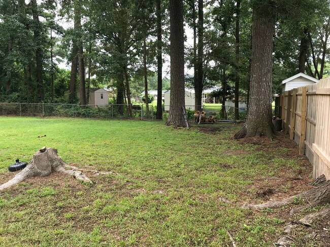 Building Photo - Affordable 3 Bedroom 1 Bathroom Home