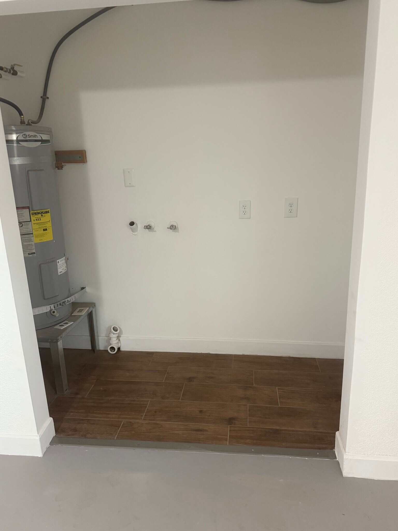 Building Photo - 65786 6th St