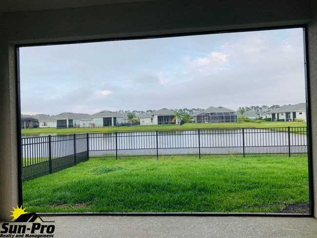 Building Photo - 311 Caryota Ct