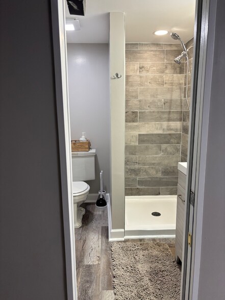 Building Photo - 1923 Holborn Rd