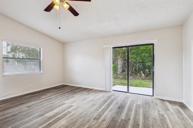 Building Photo - 3789 Mil-Pond Ct